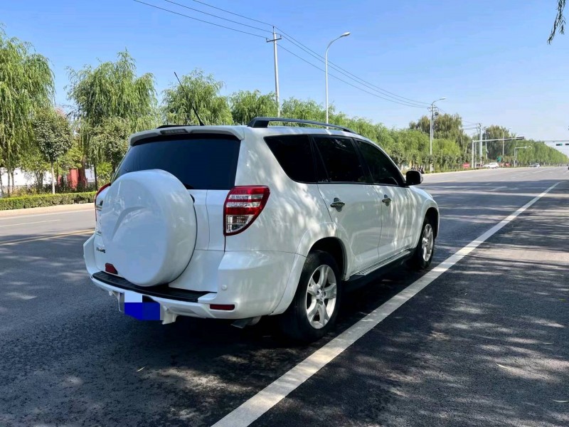 东营12年丰田RAV45