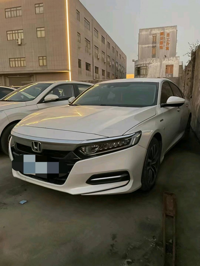 湖州19年本田雅阁4