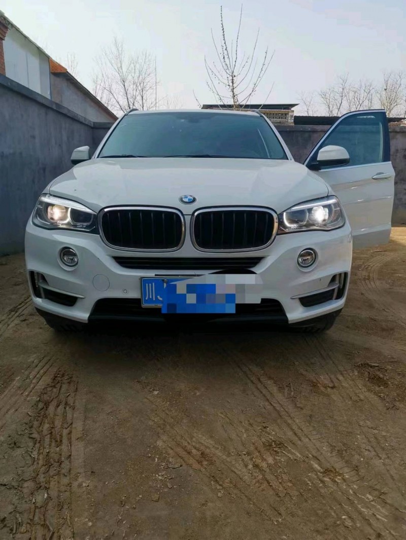 济南15年宝马X57