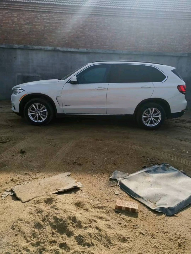 济南15年宝马X53