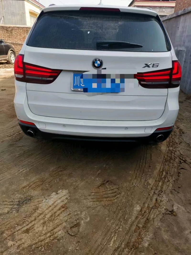 济南15年宝马X51