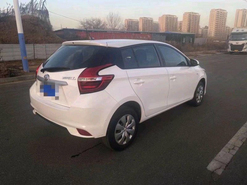 济南17年丰田YARiS L 致炫1