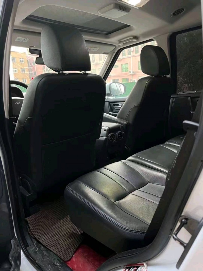 济南15年路虎发现5