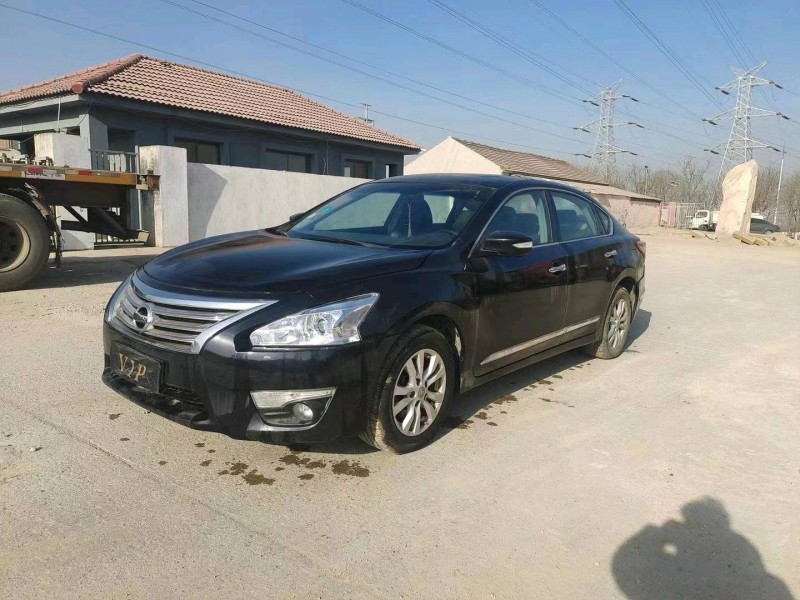 济南13年日产天籁8