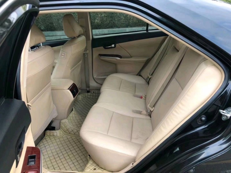 济南14年丰田凯美瑞2