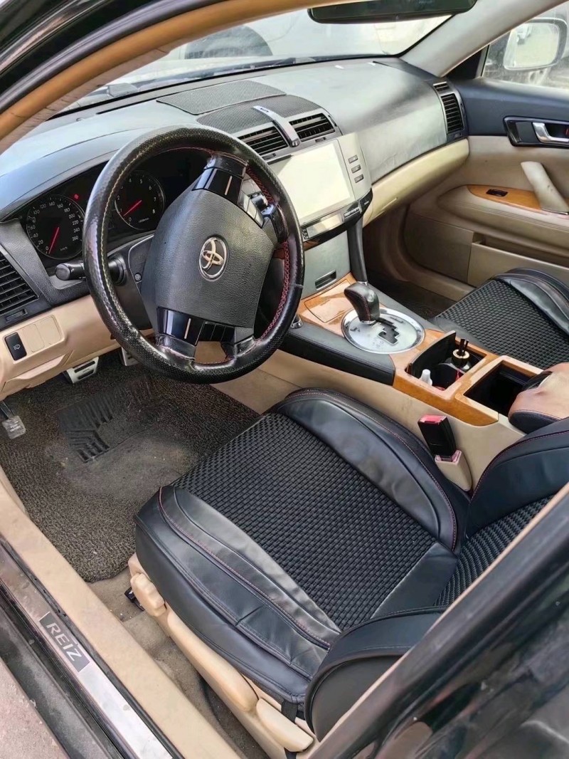 济南07年丰田锐志4