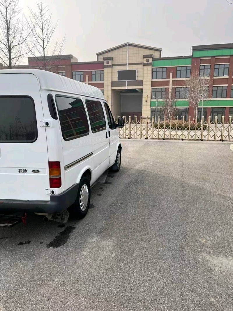 济南17年福特全顺7