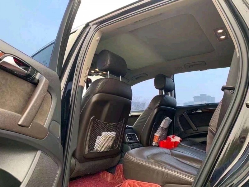 济南13年奥迪Q75