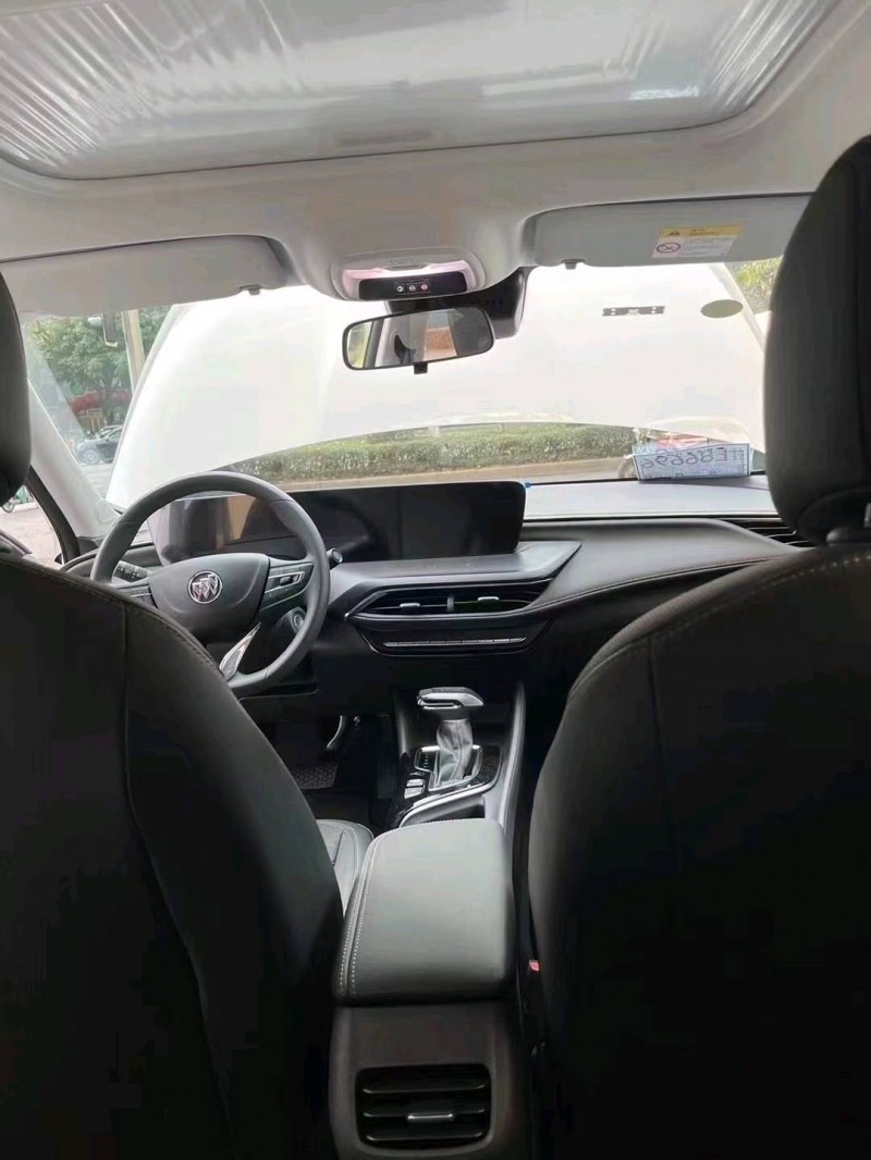 济南22年别克威朗2