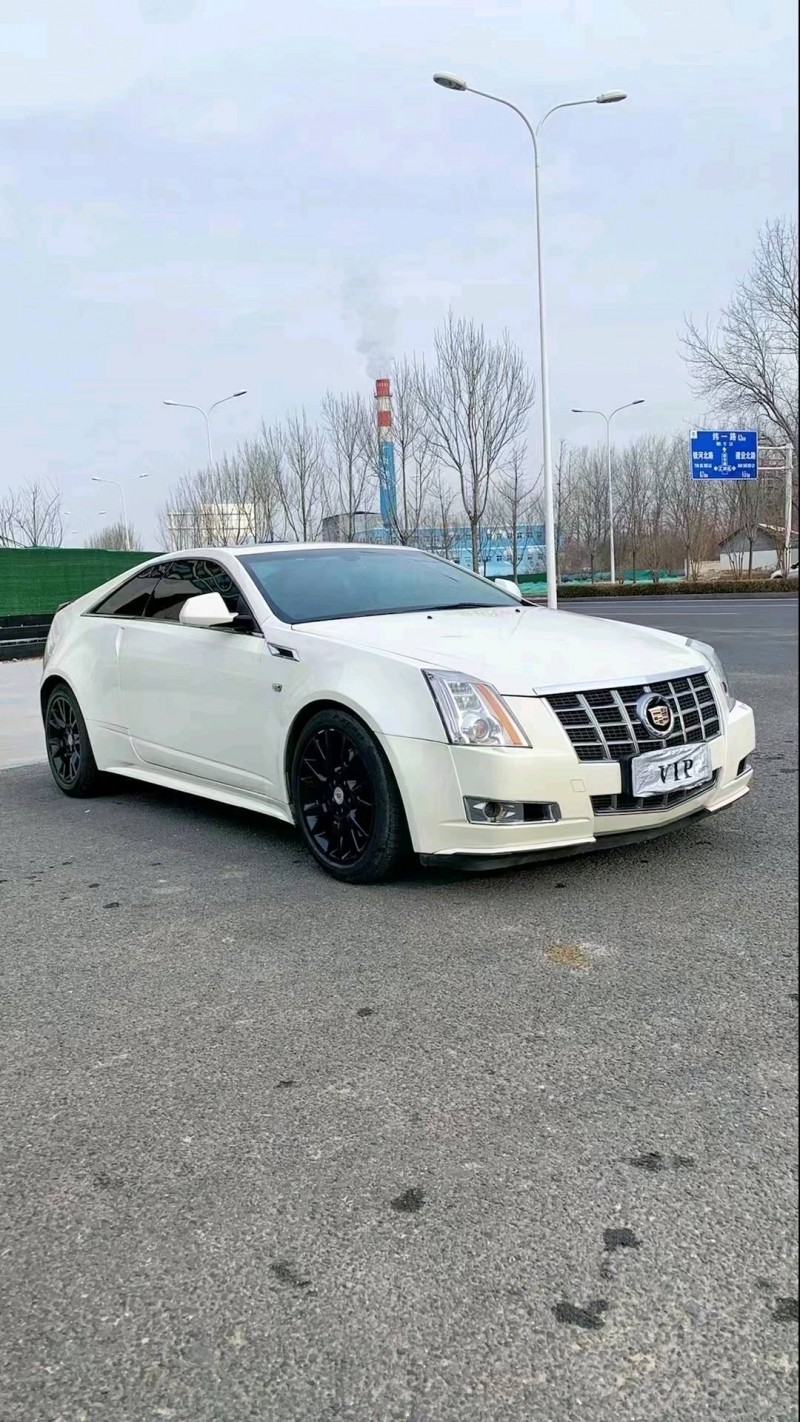 廊坊12年凯迪拉克CTS3