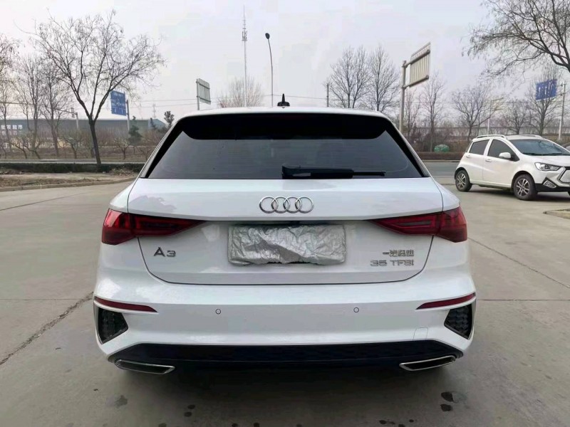 邯郸21年奥迪A33