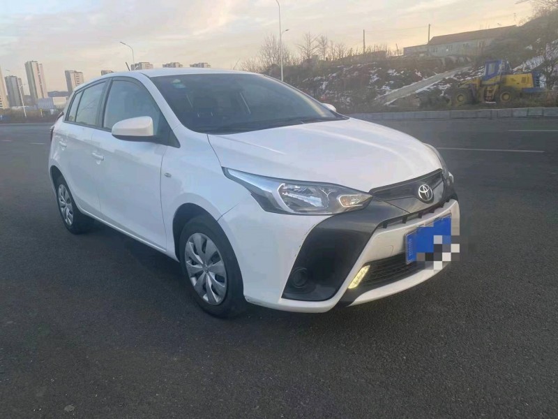 枣庄17年丰田YARiS L 致炫3