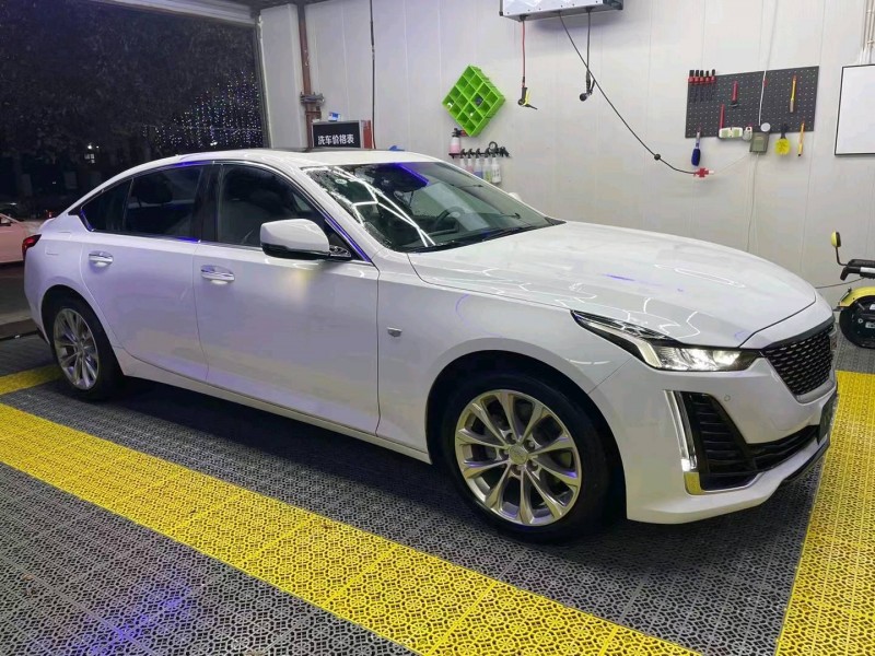 邯郸22年凯迪拉克CT56