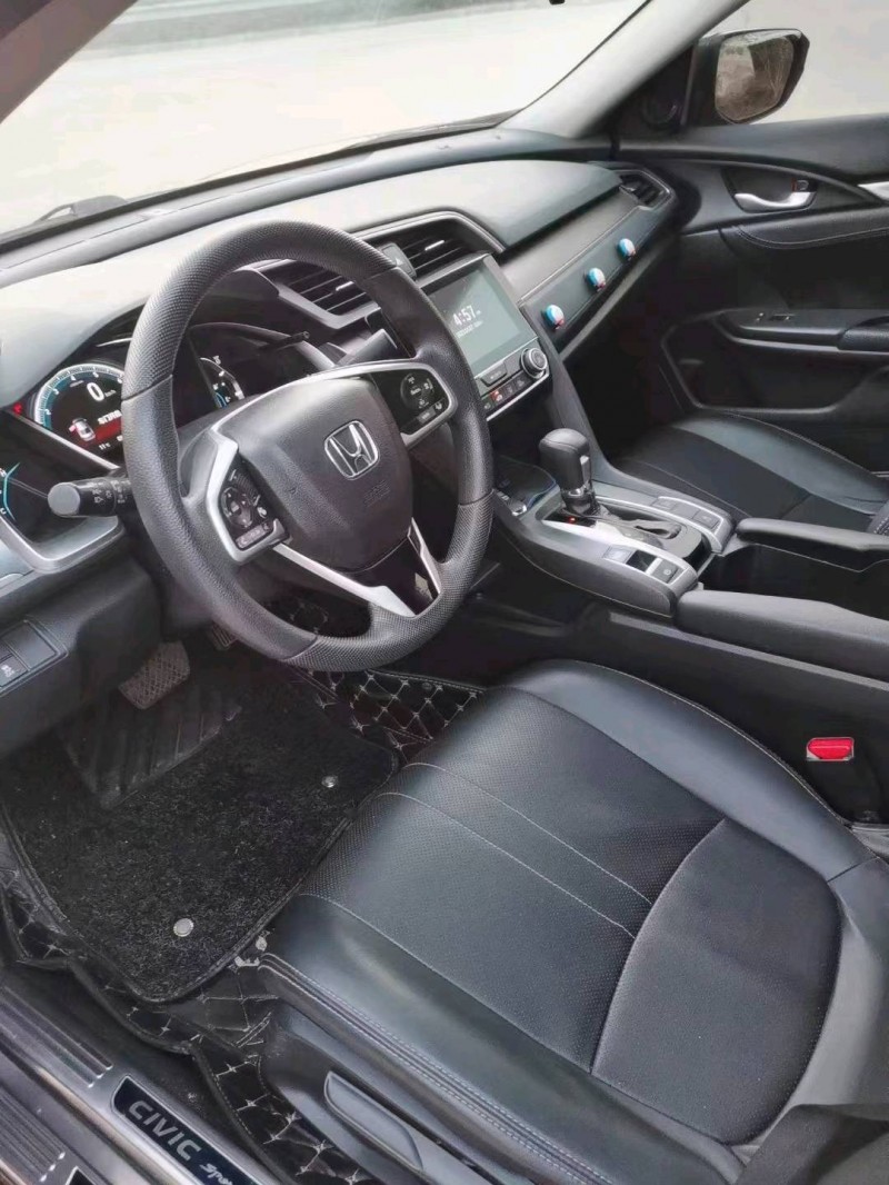 常州17年本田思域8