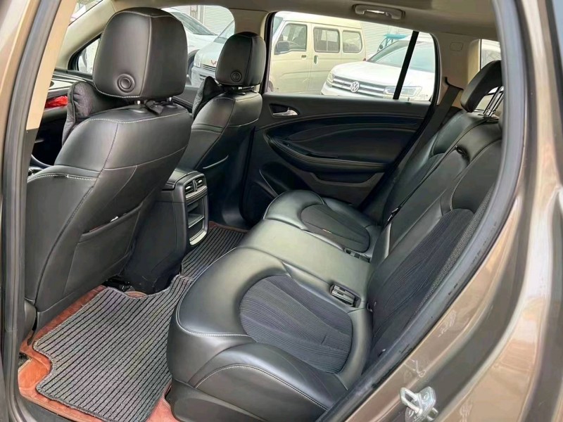 常州16年别克昂科威5