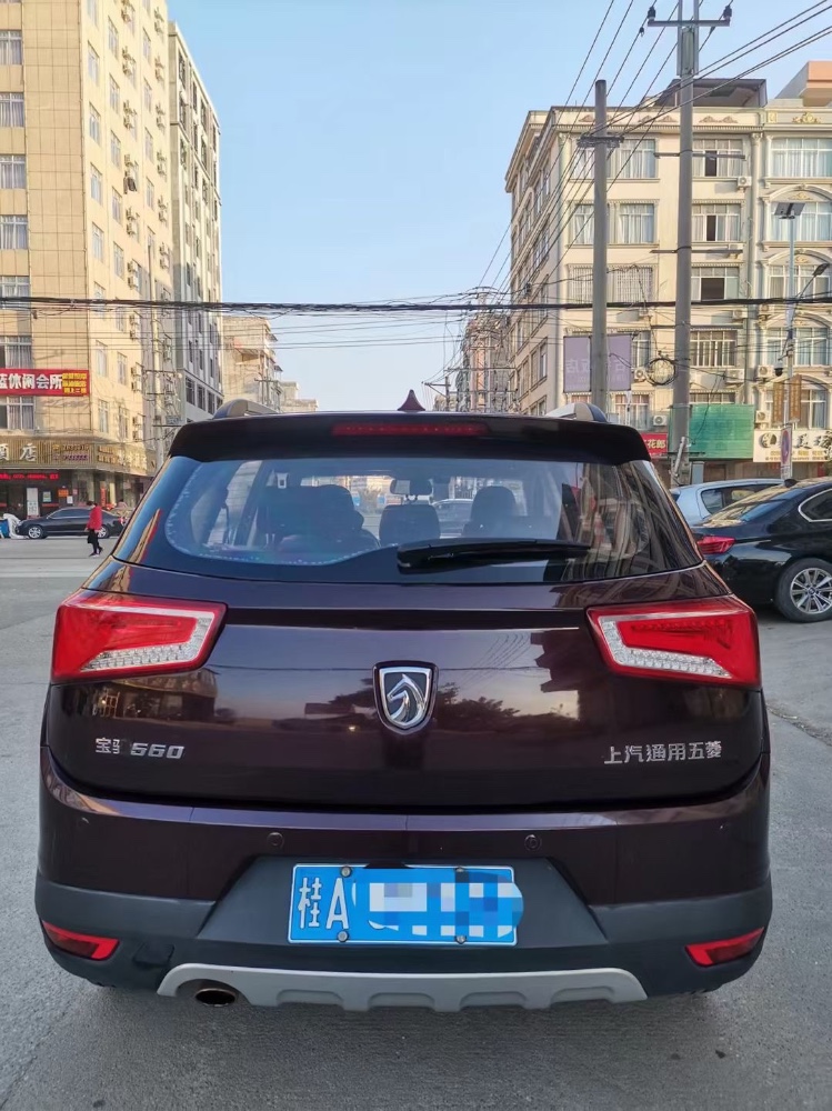 桂林17年寶駿5601
