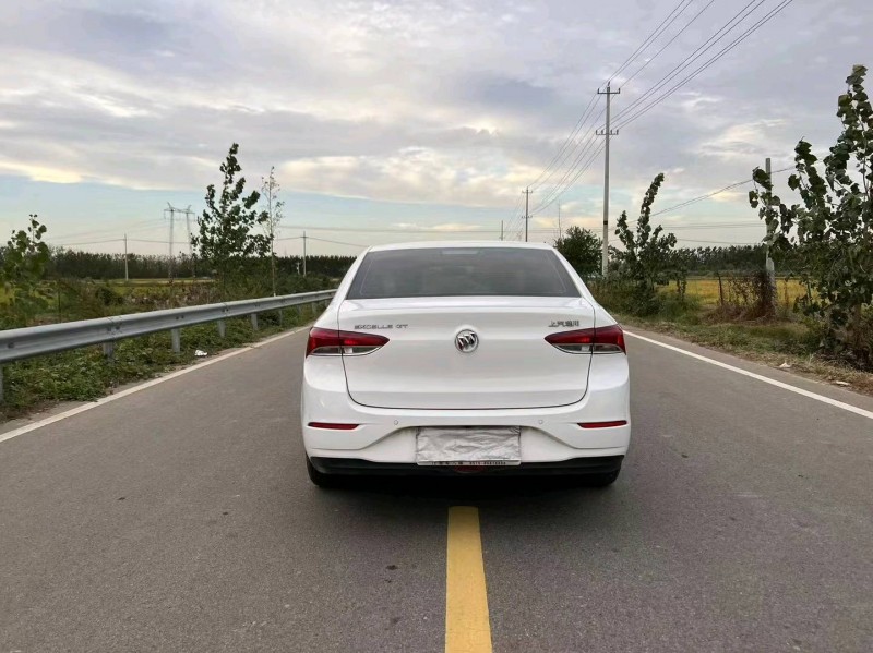 徐州21年别克英朗1