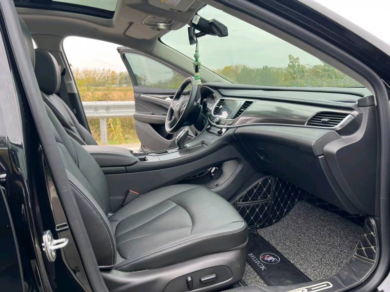 徐州21年别克君越5