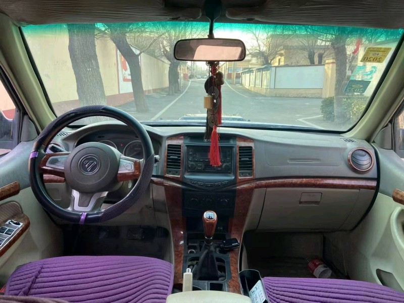 枣庄15年福特征服者6