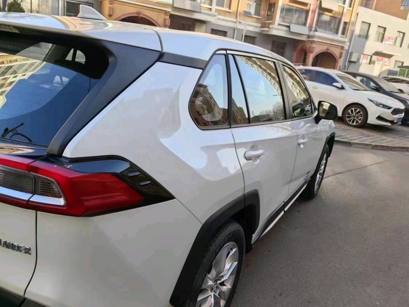 邯郸22年丰田威兰达2