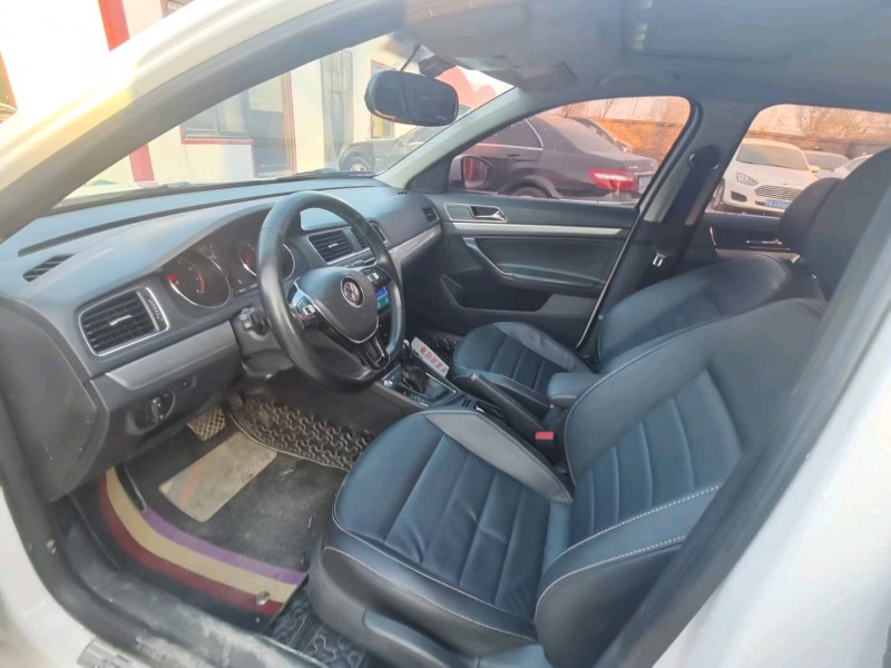 保定17年大众朗逸4