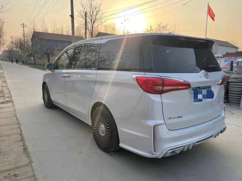 枣庄20年别克GL86