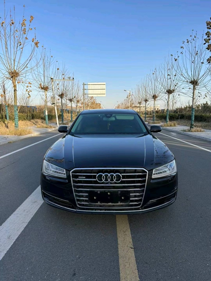 徐州16年奥迪A8L9