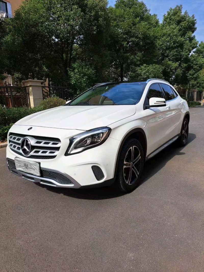 宜春18年奔驰GLA7