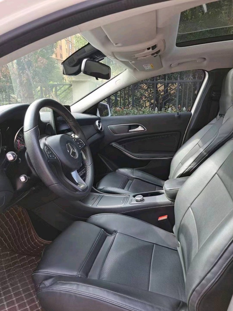 宜春18年奔驰GLA2