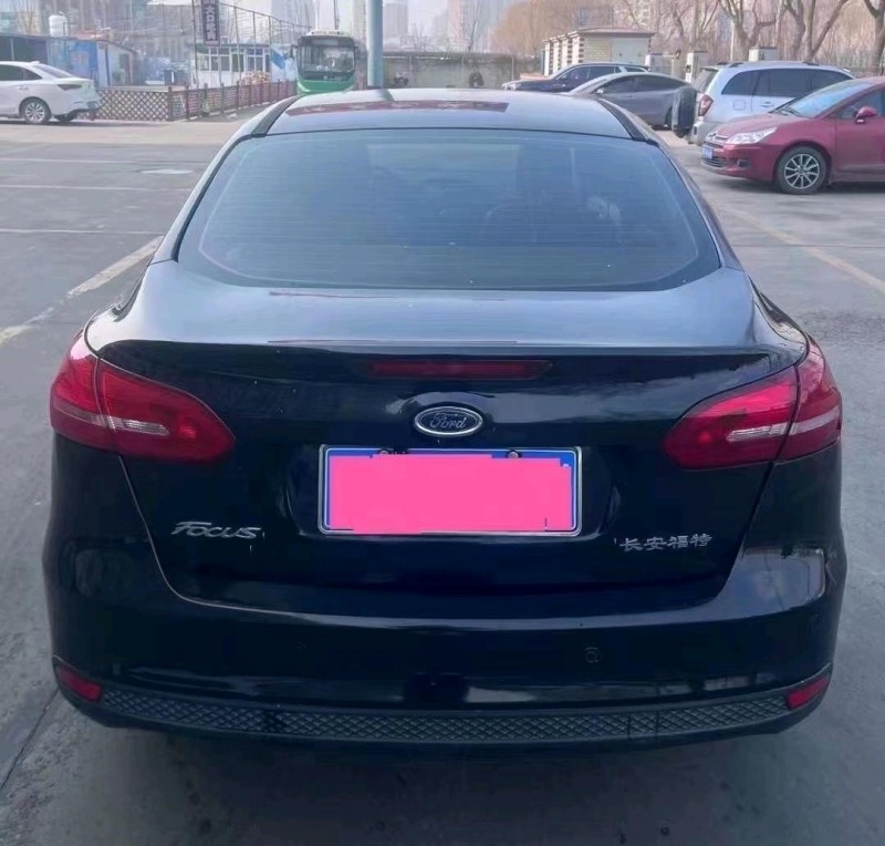 北京15年福特福克斯5