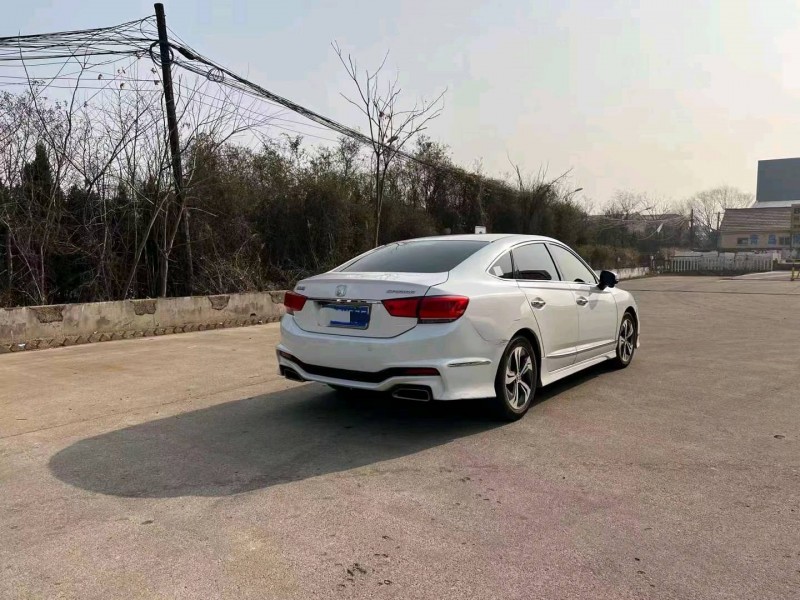 枣庄17年本田思铂睿5