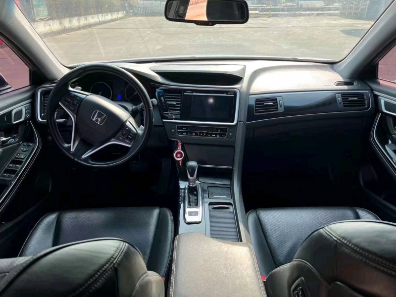 枣庄17年本田思铂睿7