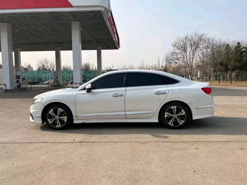 枣庄17年本田思铂睿9