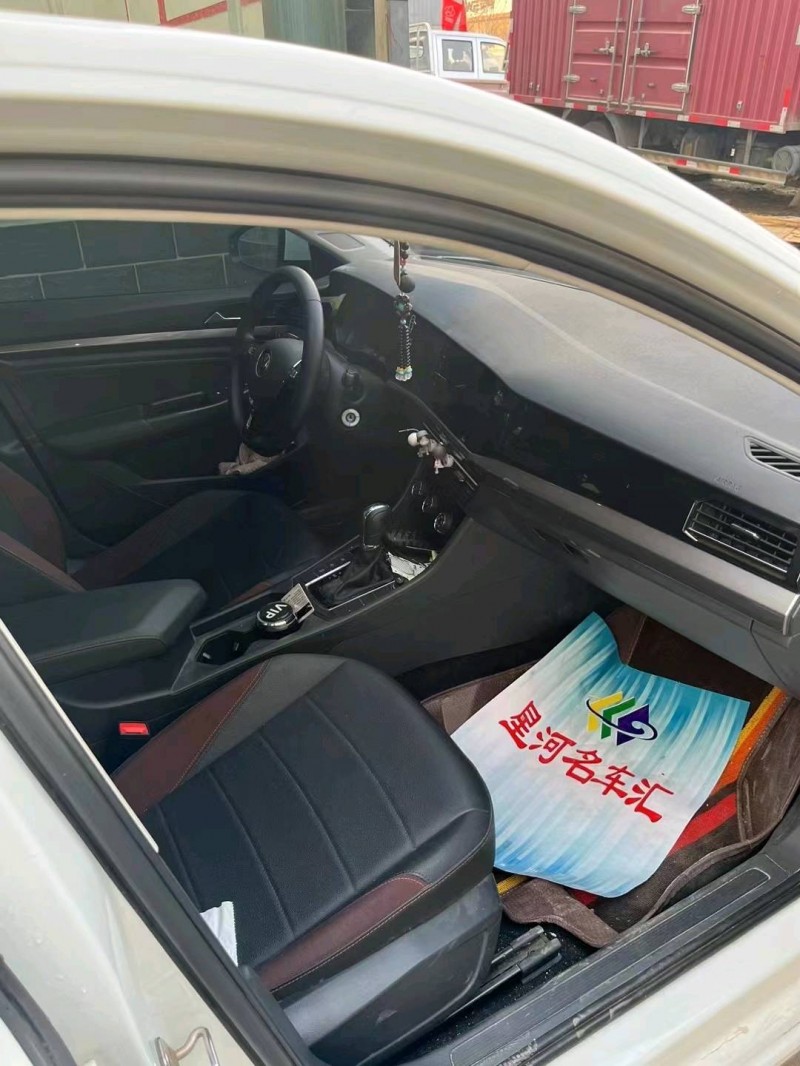 邯郸21年大众宝来3