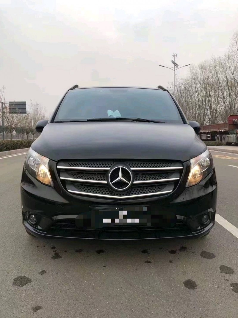 枣庄20年奔驰威霆1