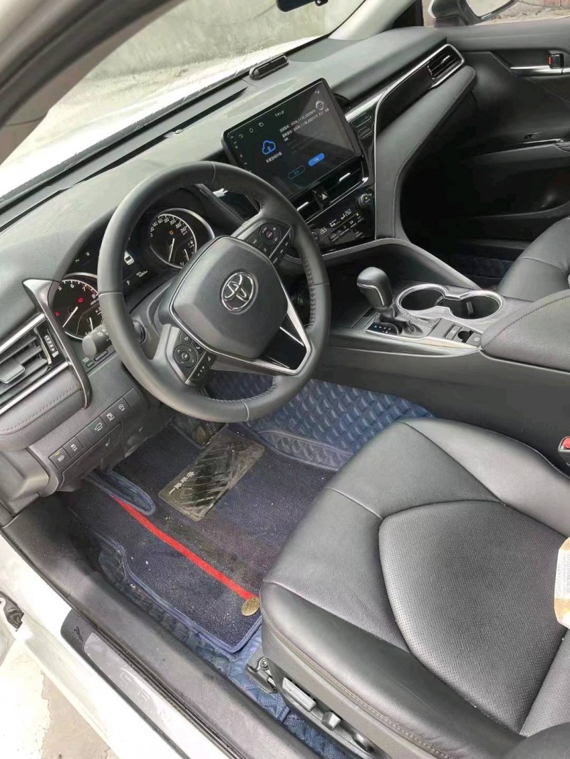 宜昌22年丰田凯美瑞6