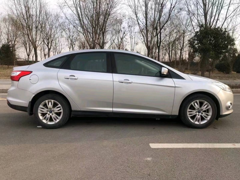 枣庄13年福特福克斯3