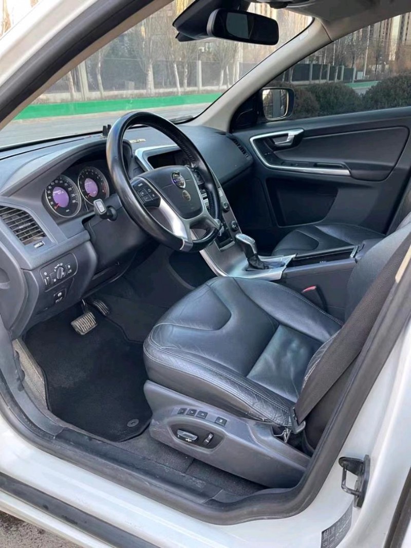 沈阳13年沃尔沃XC609