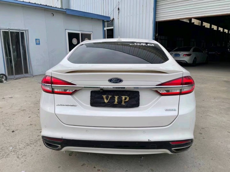 济宁17年福特蒙迪欧9