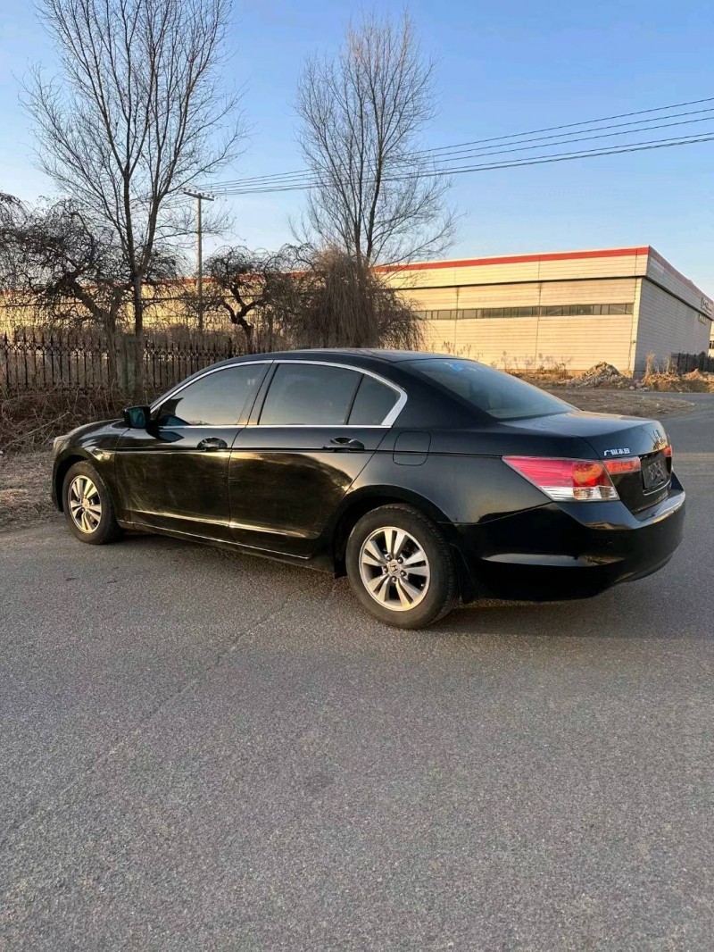 沈阳09年本田雅阁7