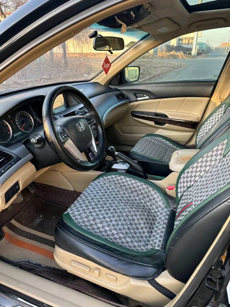 沈阳09年本田雅阁9