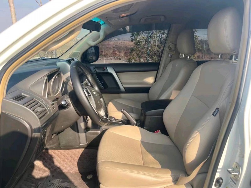 宜昌12年丰田普拉多7