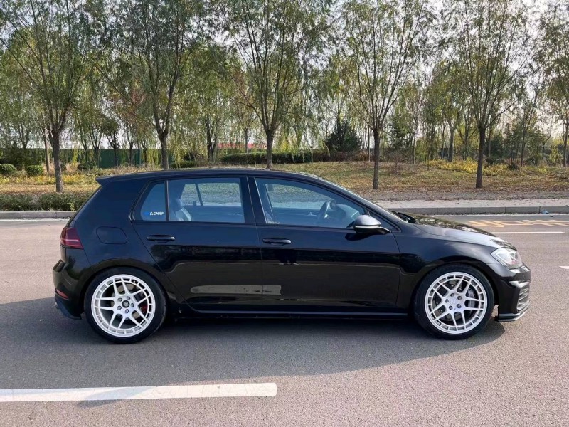 北京18年大众高尔夫5