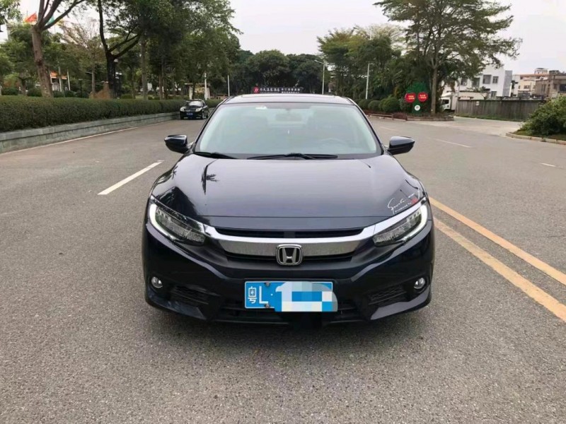 珠海17年本田思域1