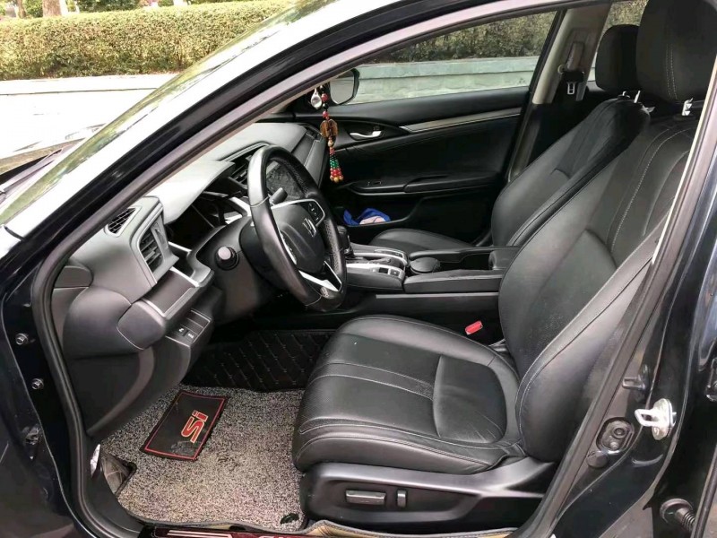 珠海17年本田思域7