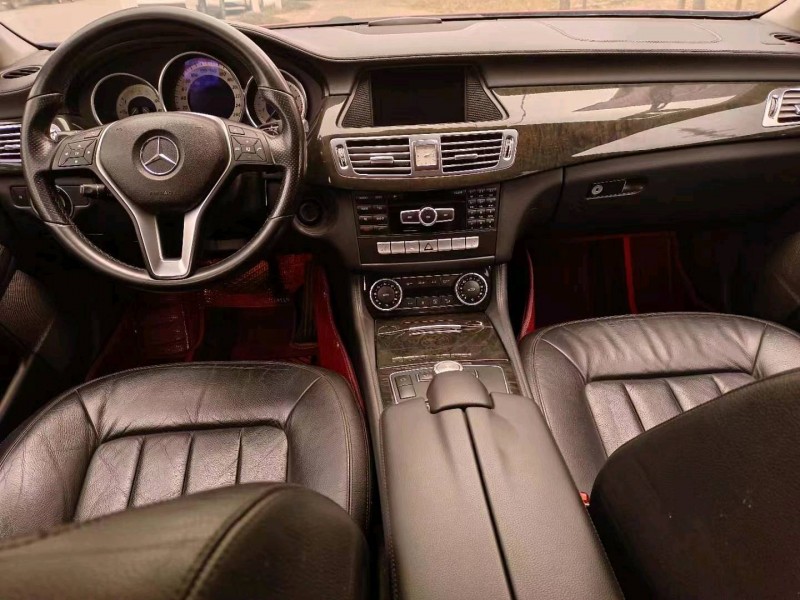 宜昌12年奔驰CLS6