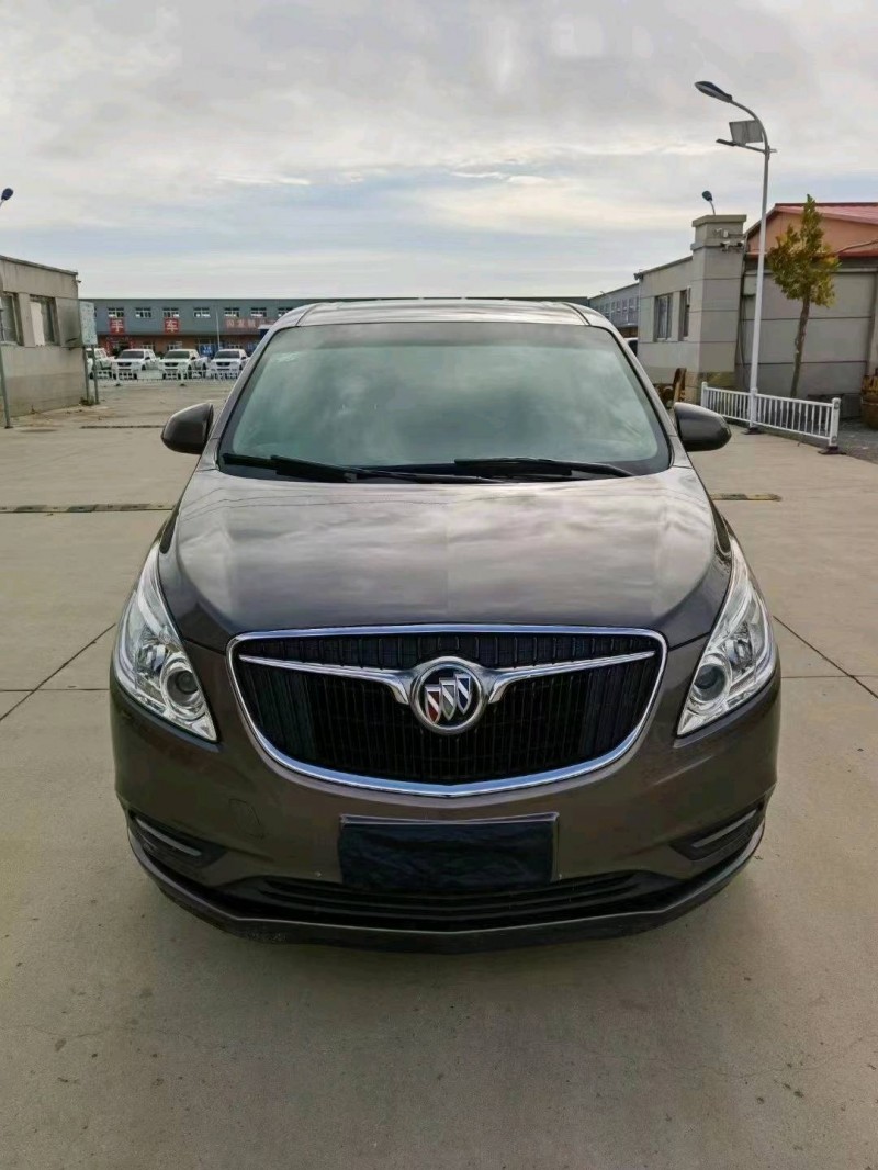 青岛18年别克GL81