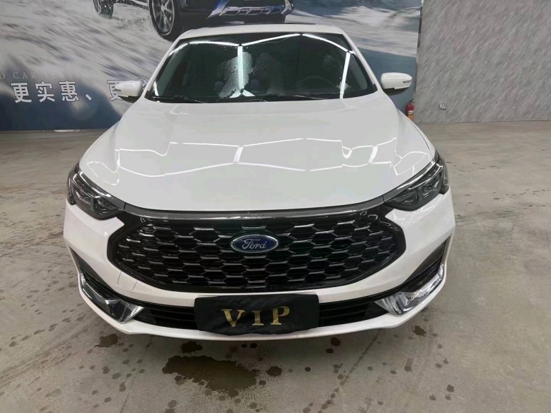 广州22年福特福睿斯1