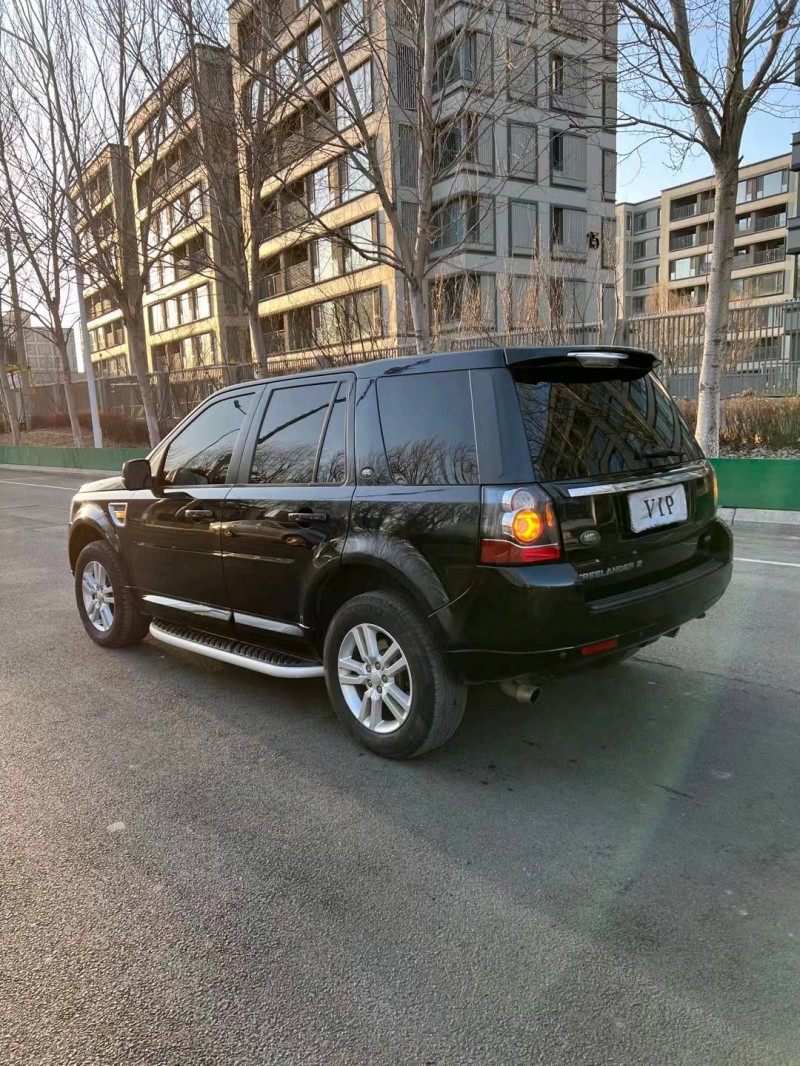 沈阳14年路虎发现神行8