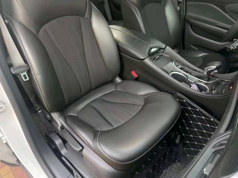 珠海20年别克昂科威8